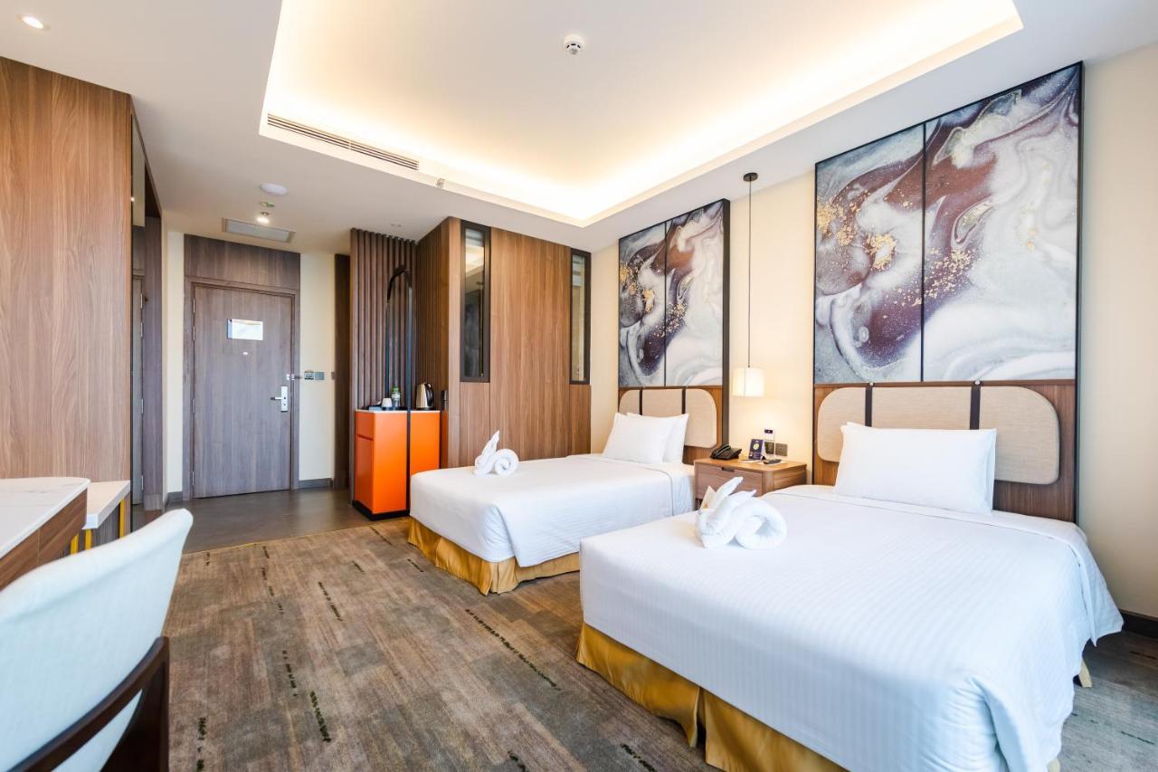 Muong Thanh Luxury Ha Long Centre Hotel Exterior foto